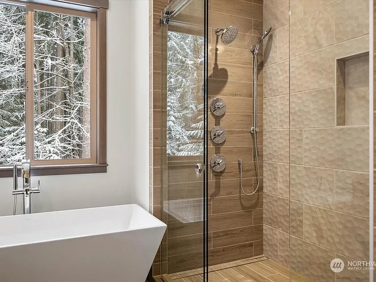 Lake Leota Interior 6